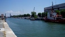 cadavere a Fiumicino nel canale