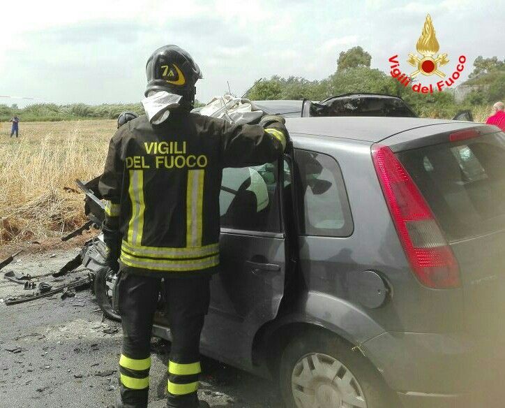 Aprilia, Incidente Mortale In Via Selciatella: Terribile Scontro Tra ...