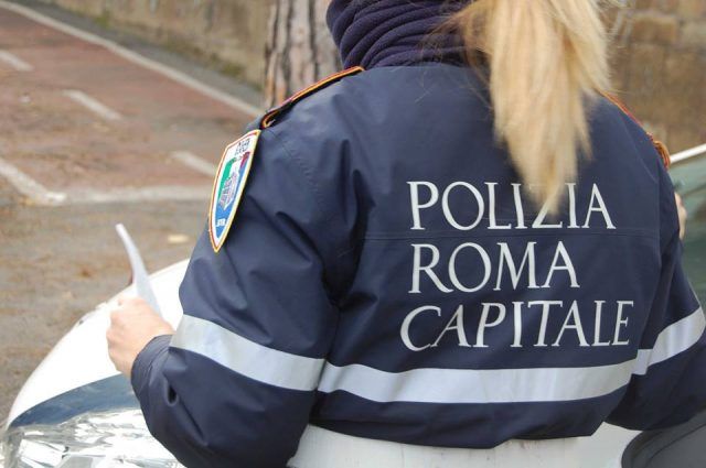 Roma, Riacquisita Casa Popolare A Tor Bella Monaca. Scoperti Allacci ...