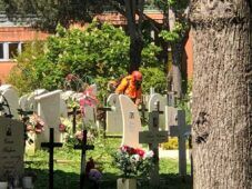 Lo scandalo delle false cremazioni al cimitero Prima Porta