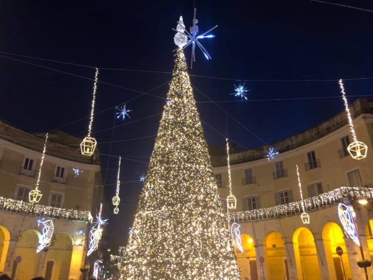 Gli Alberi Di Natale 2020 Più Belli Del Mondo: Ecco Le Top 10