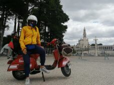 giro spagna vespa