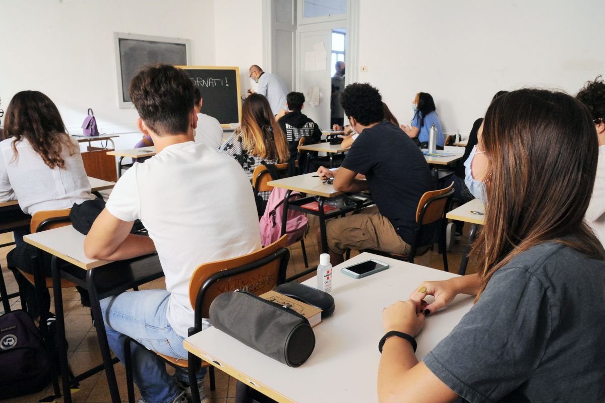 Scuola: apprendimenti in calo e divari in crescita 