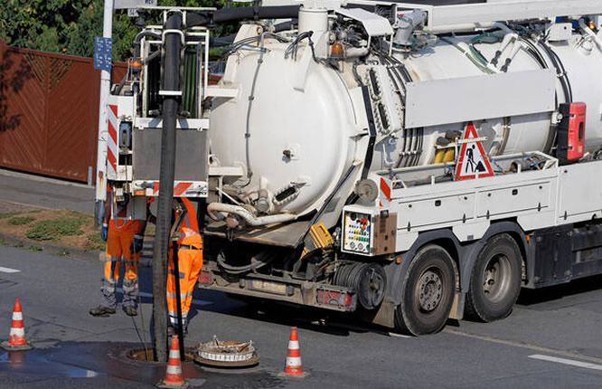 distruzione pozzi neri