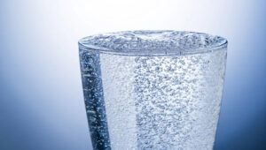 Acqua frizzante san pelllegrino fermata la produzione