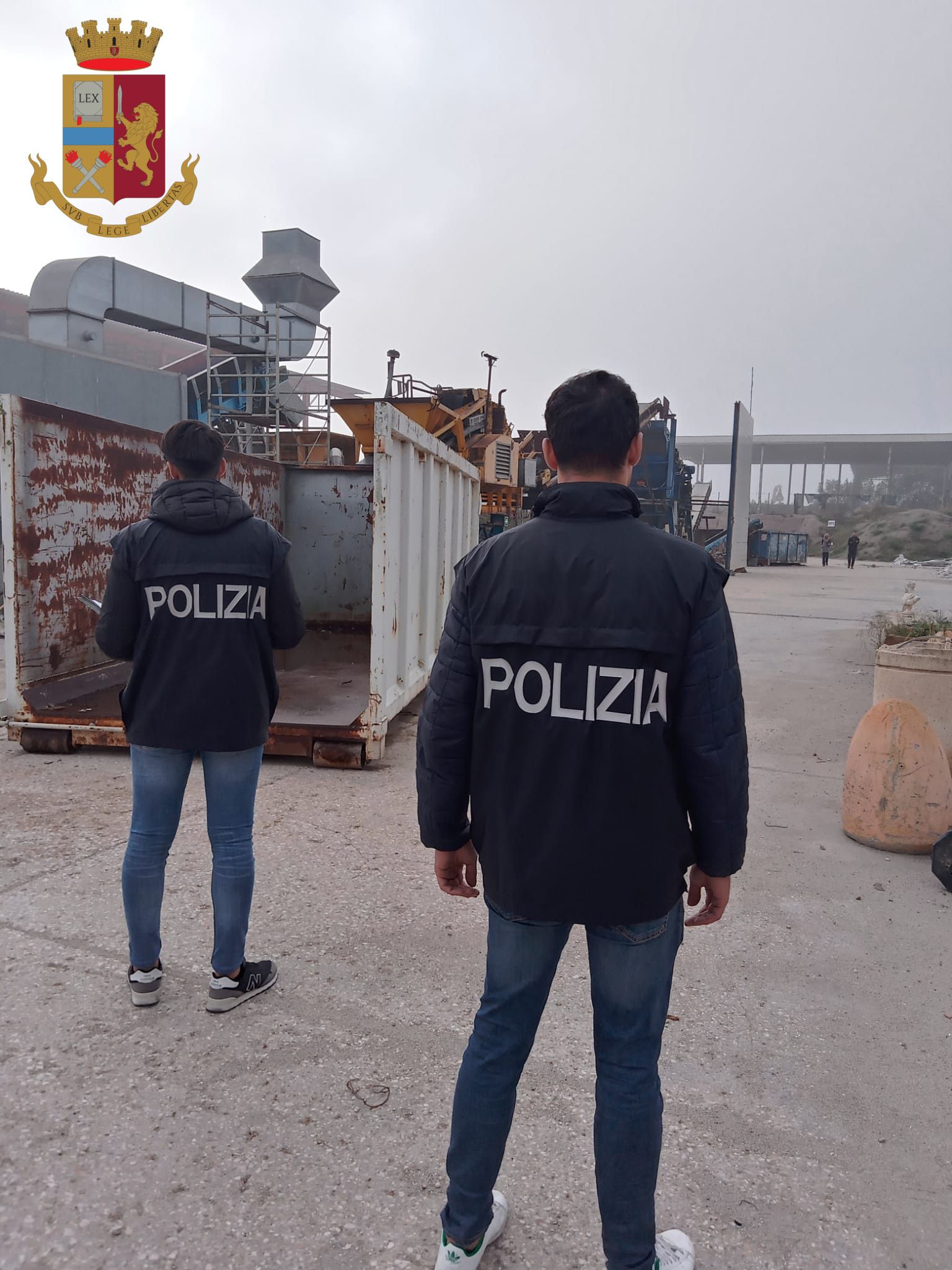 sequestro da 10 milioni questa mattina da parte della polizia verso una famiglia di imprenditori