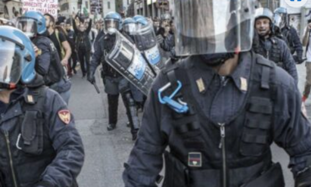 Manifestazione a Piazza del Popolo