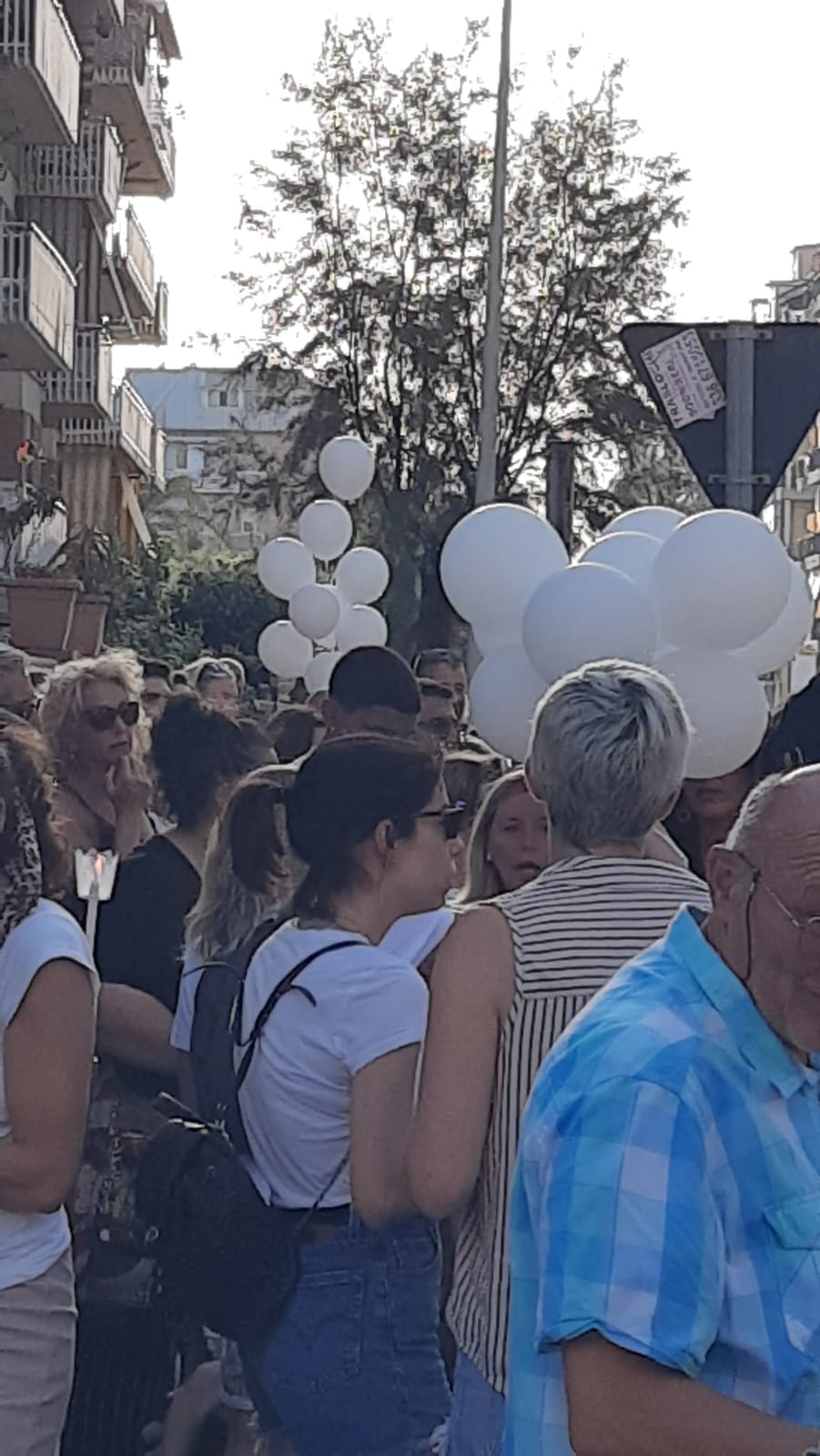 Persone al corteo di Wagner Carcione