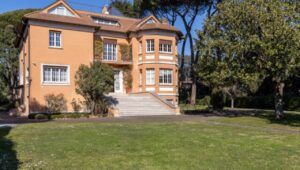 Villa Gucci