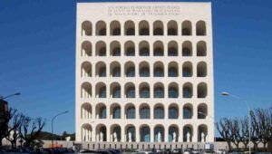 Colosseo Quadrato all'Eur