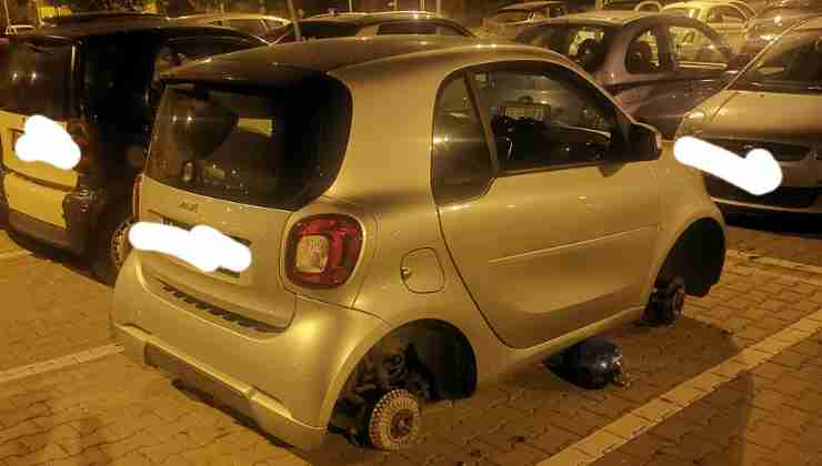 Macchina senza ruote a Fonte Laurentina