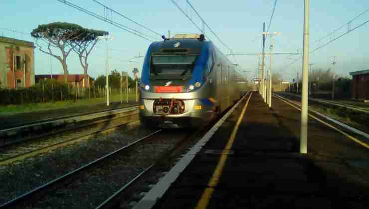 Treno alla stazione di Maccarese