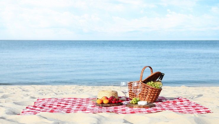 Vietare cibo in spiaggia