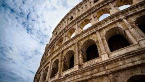 Perché i romani costruirono il Colosseo