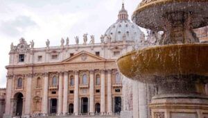 Perché la sede del papato si trova a Roma