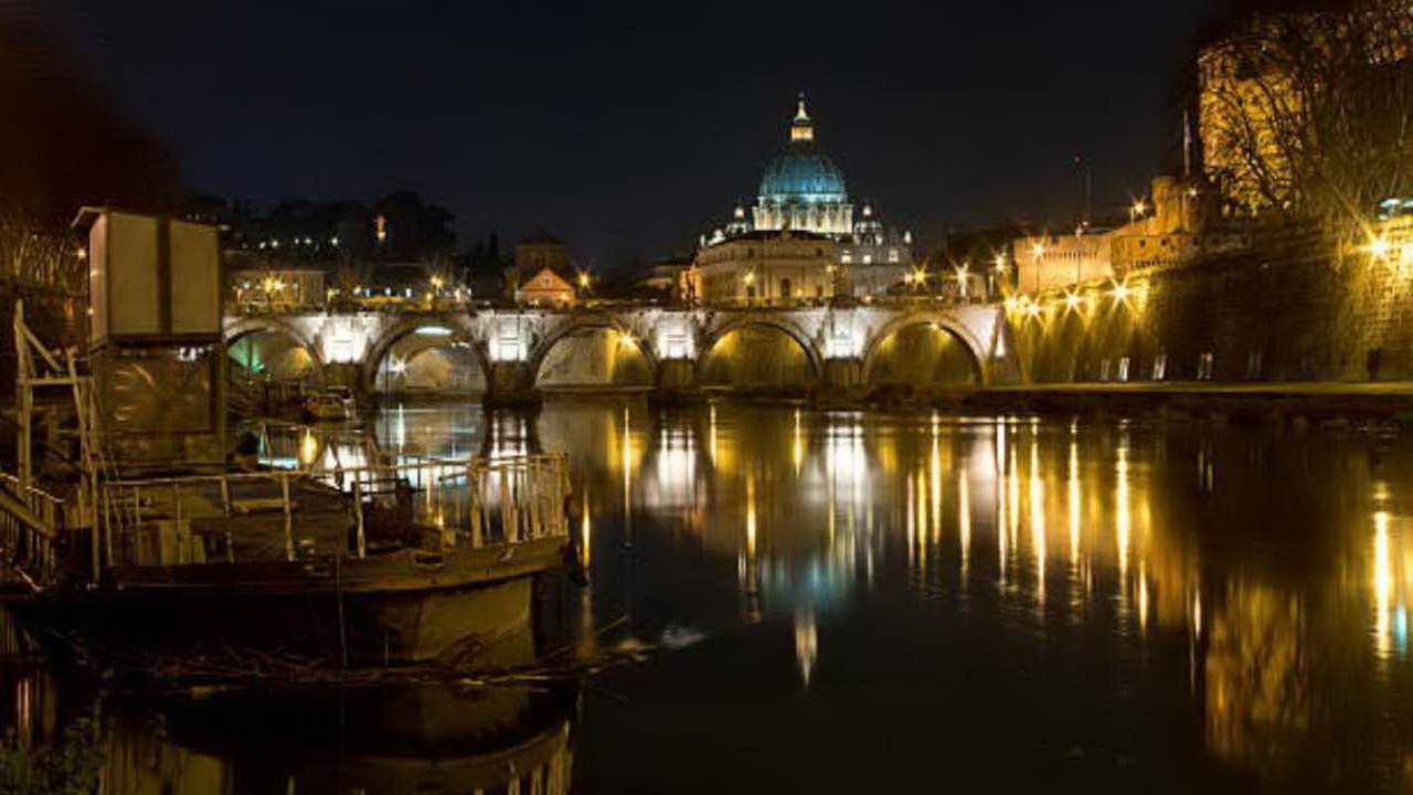 barcone sul tevere