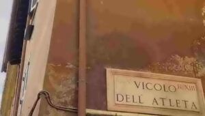 Vicolo dell'Atleta a Trastevere