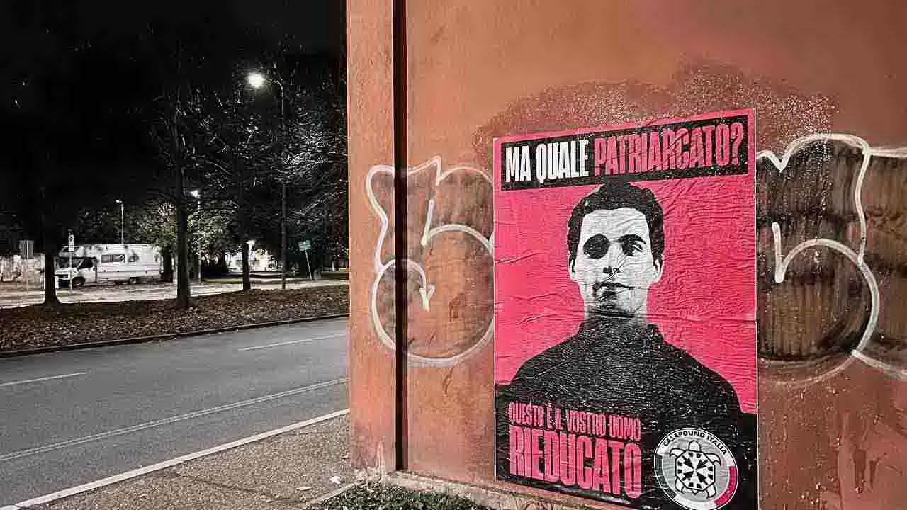 Casapound affigge manifesti di Turetta in giro per Roma