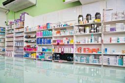 L'interno di una farmacia