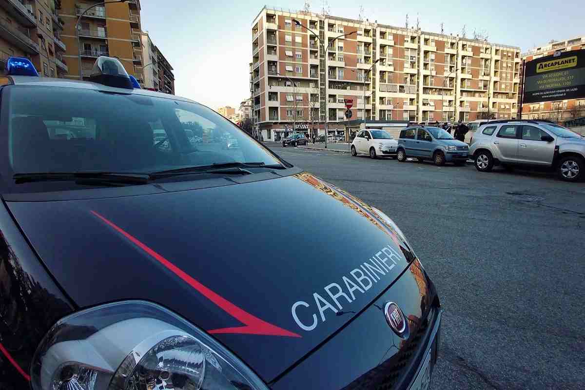 Controlli dei carabinieri al Casilino - www.IlCorrieredellacittà.com