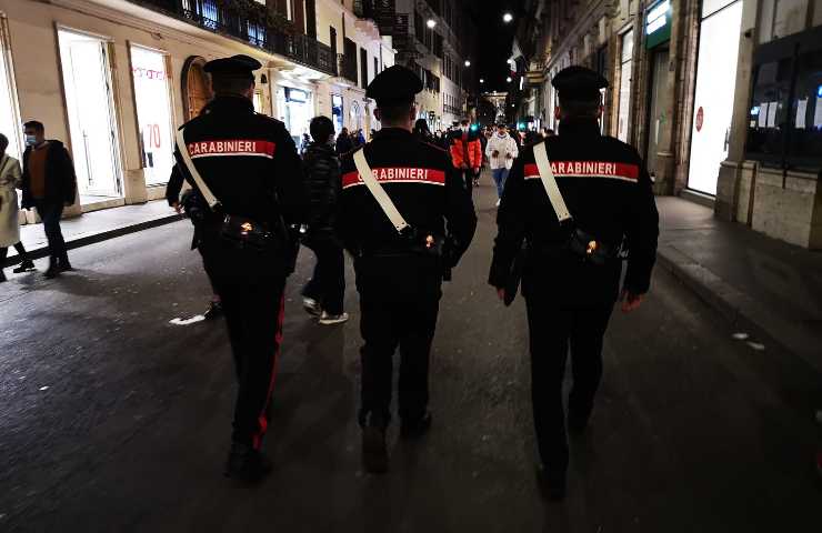 Carabinieri a via del Corso