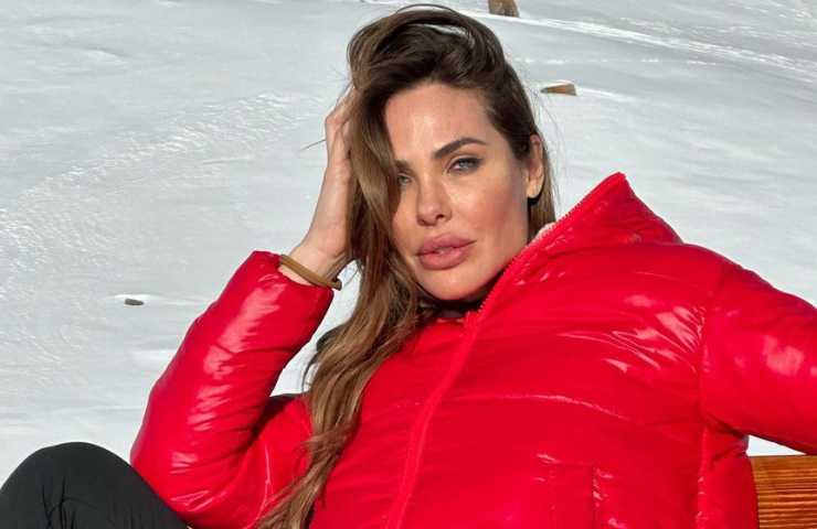 Ilary Blasi in montagna