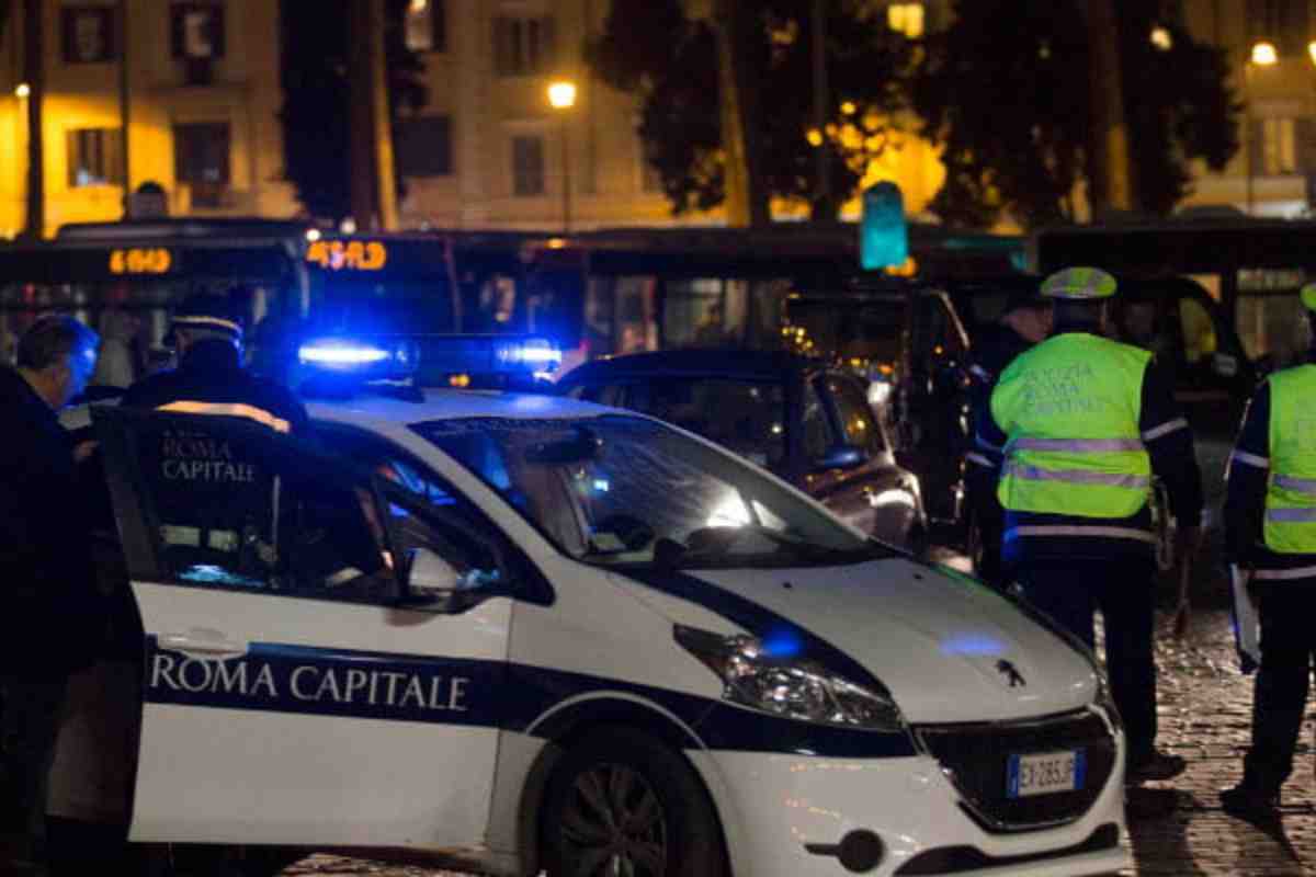 Pattuglia della Polizia Locale di Roma