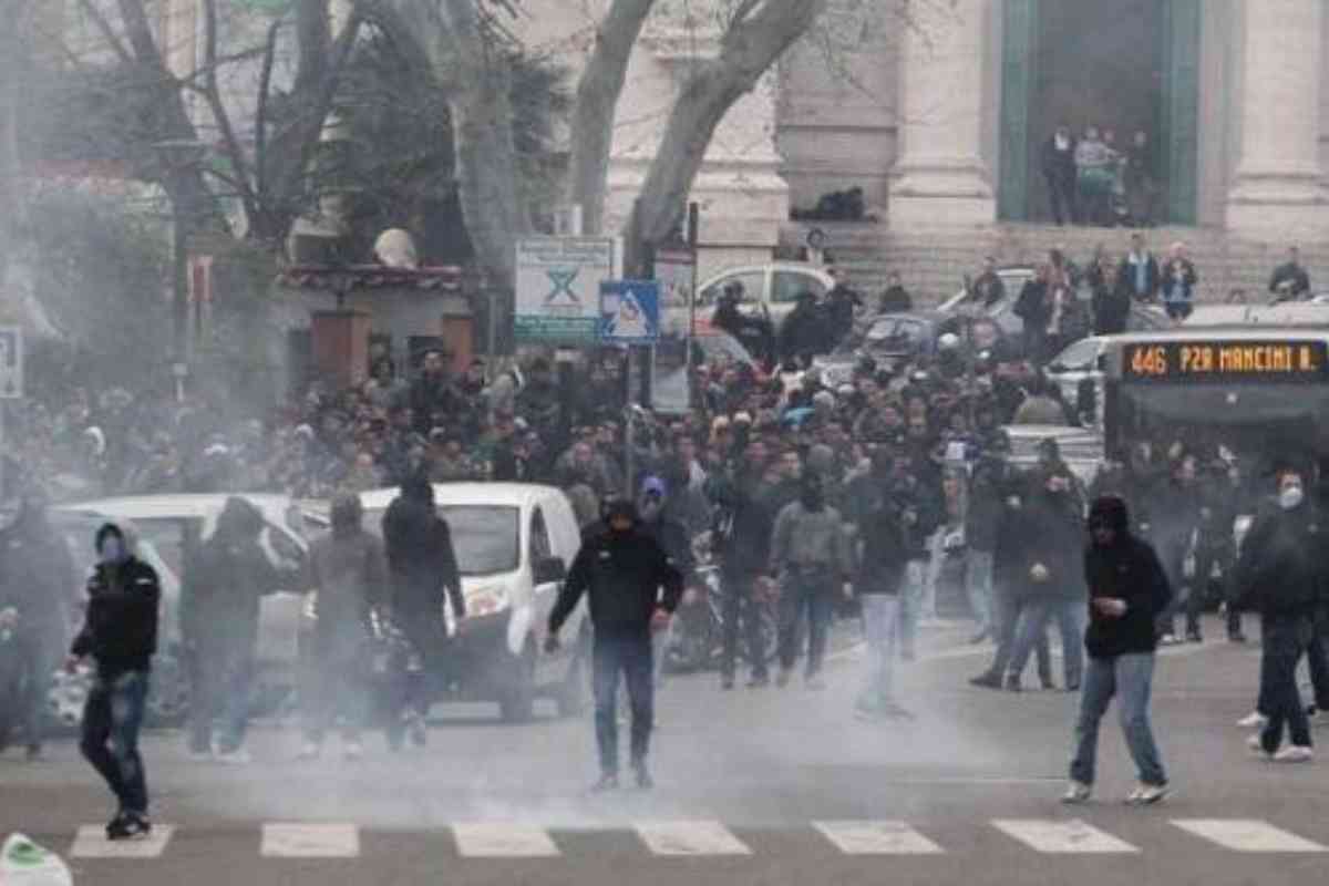 Ultras a Ponte Milvio