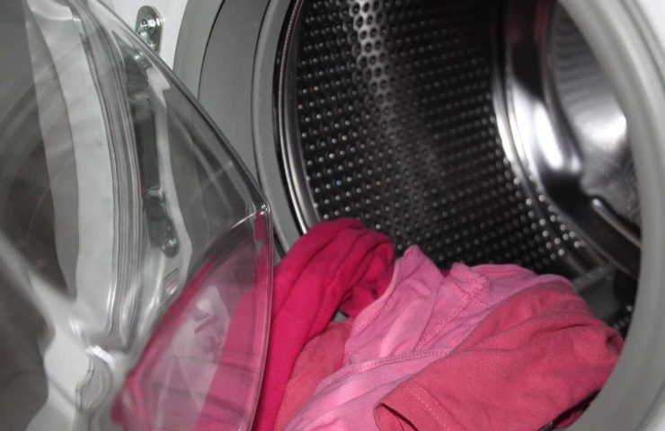 Bucato in lavatrice