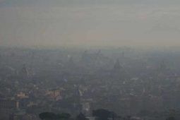 Nube di smog a Roma