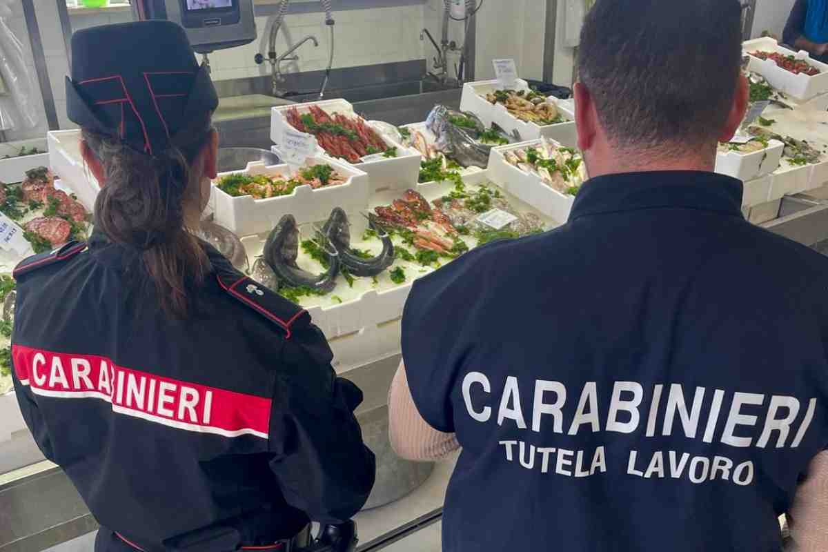 controlli carabinieri attività commerciali