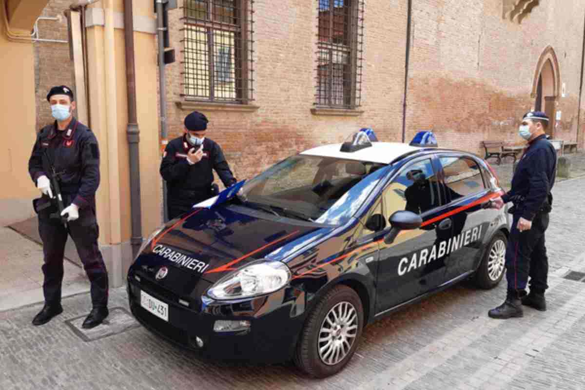 Carabinieri a Bologna