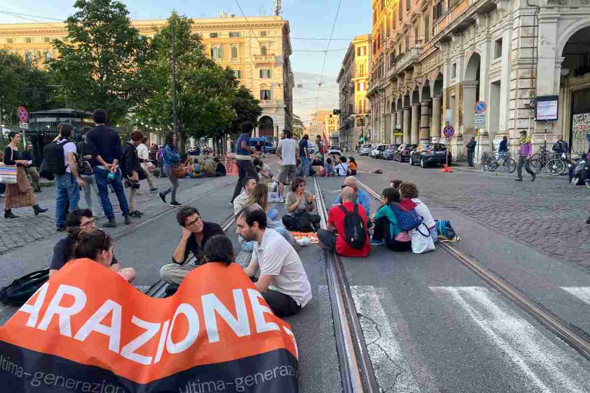 Protesta ultima generazione roma 11 maggio 2024