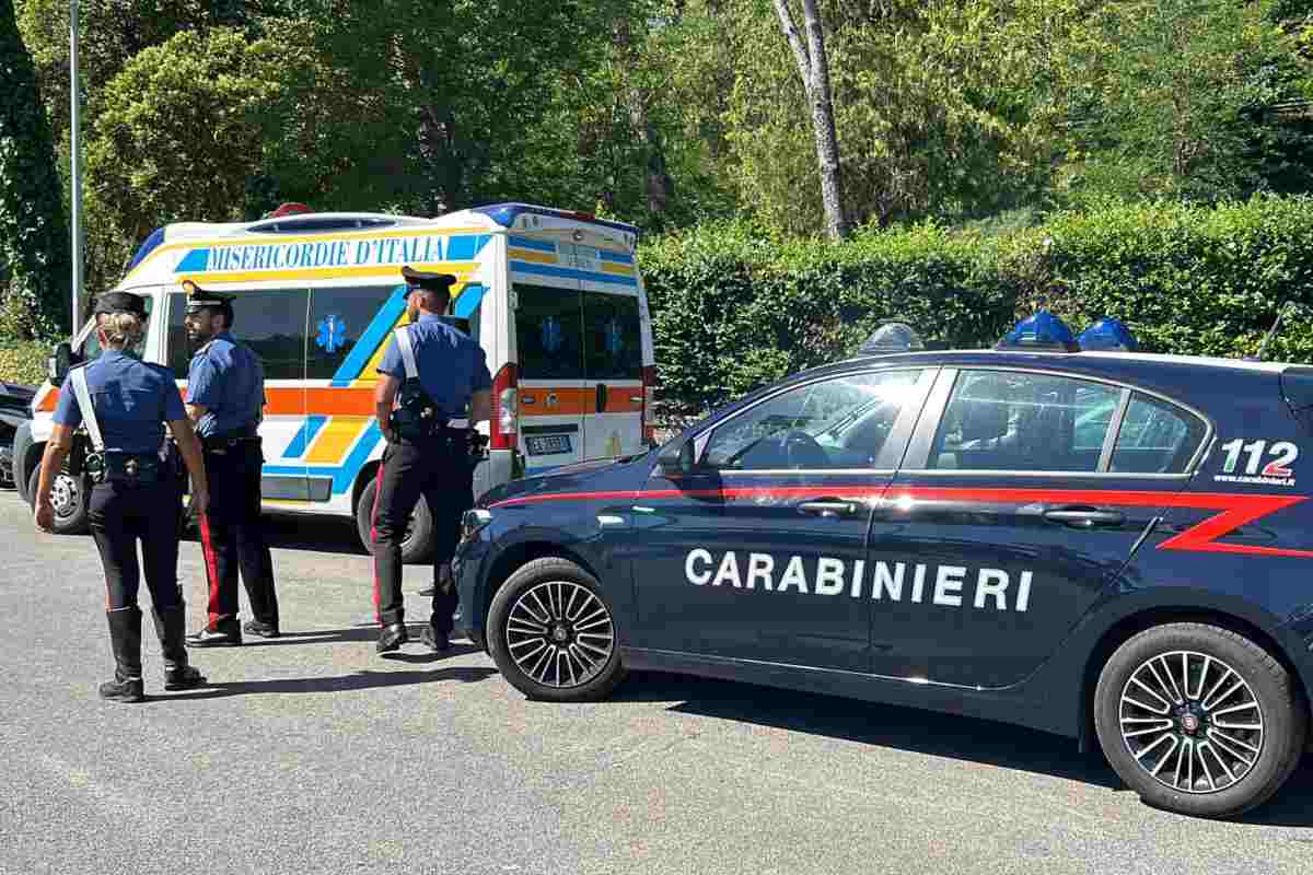 Carabinieri ambulanza roma
