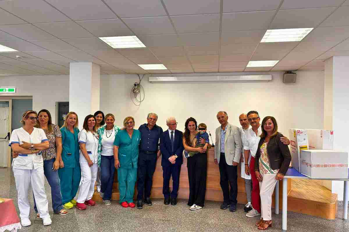 Leonardo con il sindaco Beniamino Maschietto all'Ospedale di Fondi