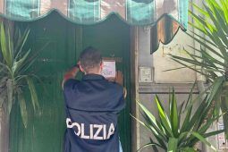 Polizia interviene su attività ricettive irregolari