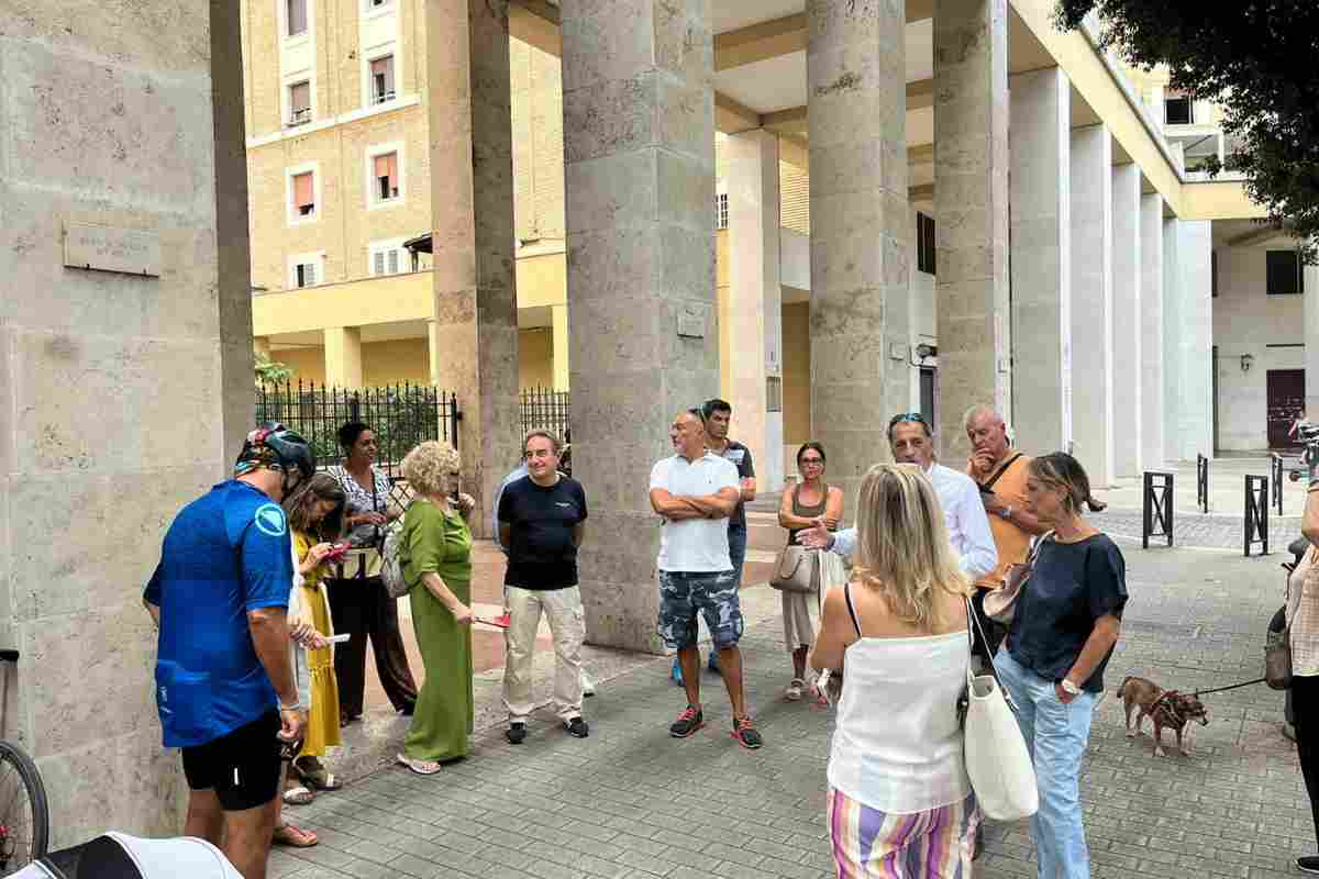 Assemblea a Tor Marancia per la sicurezza di Piazza dei Navigatori