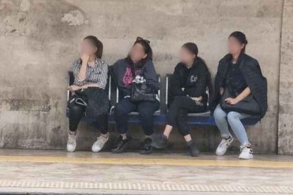 Gruppo di borseggiatrici sulla Metro B