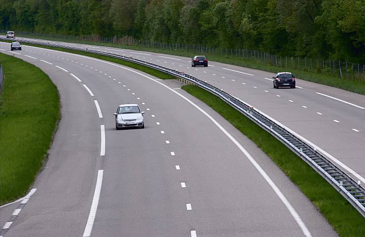 Fascia Verde Roma, adesso è ufficiale: che batosta per questi automobilisti | Multe salate